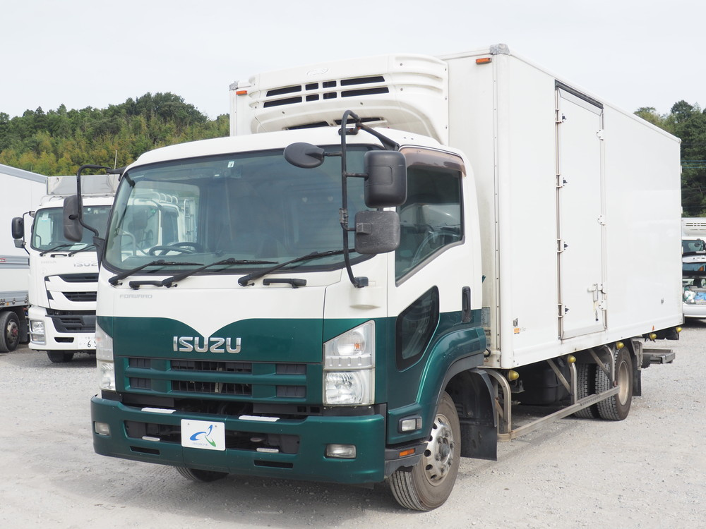 いすゞ フォワード 冷凍バン 中型 SKG-FRR90S2 年式 H24[写真01]