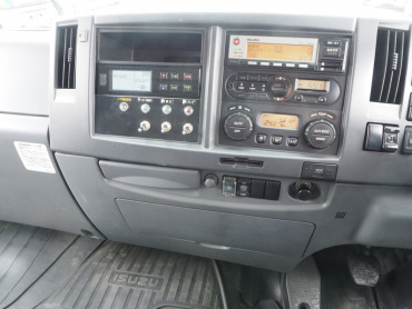 いすゞ フォワード 冷凍バン 中型 TKG-FRR90T2 年式 H27 [写真35]