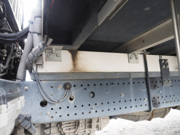 いすゞ フォワード 冷凍バン 中型 TKG-FRR90T2 年式 H27 [写真57]