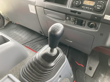 いすゞ フォワード ウイング車 中型 TKG-FRR90T2 年式 H29 [写真48]