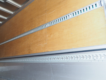 いすゞ フォワード ウイング車 中型 TKG-FRR90T2 年式 H29 [写真37]