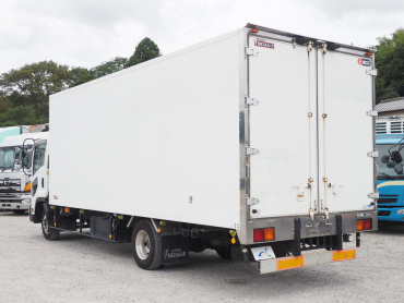 いすゞ フォワード 冷凍バン 中型 PKG-FRR90T2 年式 H21 [写真07]