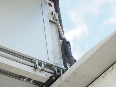 三菱ふそう スーパーグレート ウイング車 大型 QKG-FS54VZ 年式 H24 [写真17]