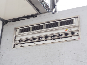 いすゞ ギガ 冷凍ウイング 大型 QKG-CYJ77A 年式 H25[写真26]