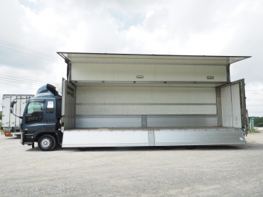 いすゞ ギガ 冷凍ウイング 大型 QKG-CYJ77A 年式 H25[写真18]