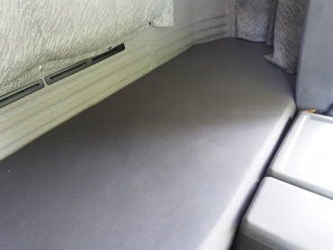 いすゞ ギガ 冷凍ウイング 大型 QKG-CYJ77A 年式 H25[写真45]