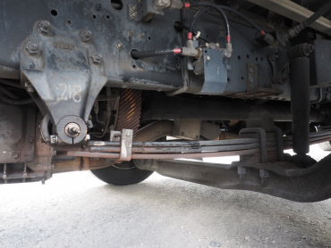 いすゞ ギガ 冷凍ウイング 大型 QKG-CYJ77A 年式 H25[写真52]