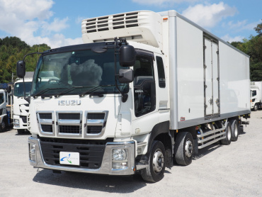 いすゞ ギガ 冷凍バン 大型 QKG-CYJ77A 年式 H27 [写真01]