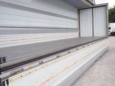 三菱ふそう スーパーグレート 冷凍ウイング 大型 LKG-FS54VZ 年式 H24 [写真23]