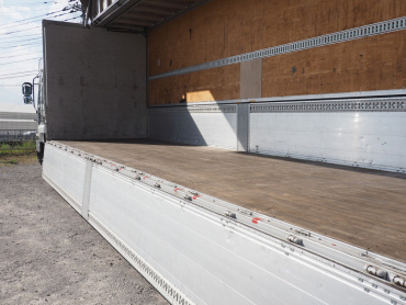 いすゞ ギガ ウイング車 大型 LKG-CYJ77A 年式 H24 [写真18]