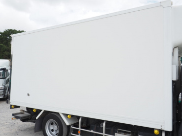 いすゞ エルフ 冷凍バン 小型 SKG-NPR85AN 年式 H24 [写真09]