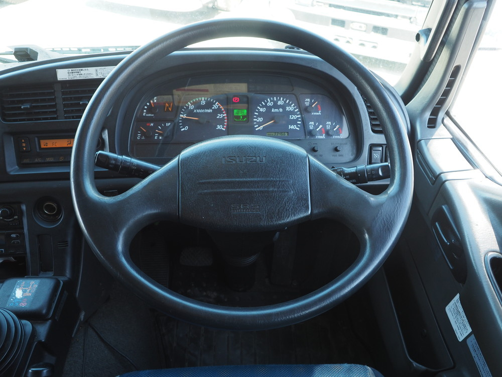 いすゞ ギガ ウイング車 大型 LKG-CYJ77A 年式 H24[写真36]