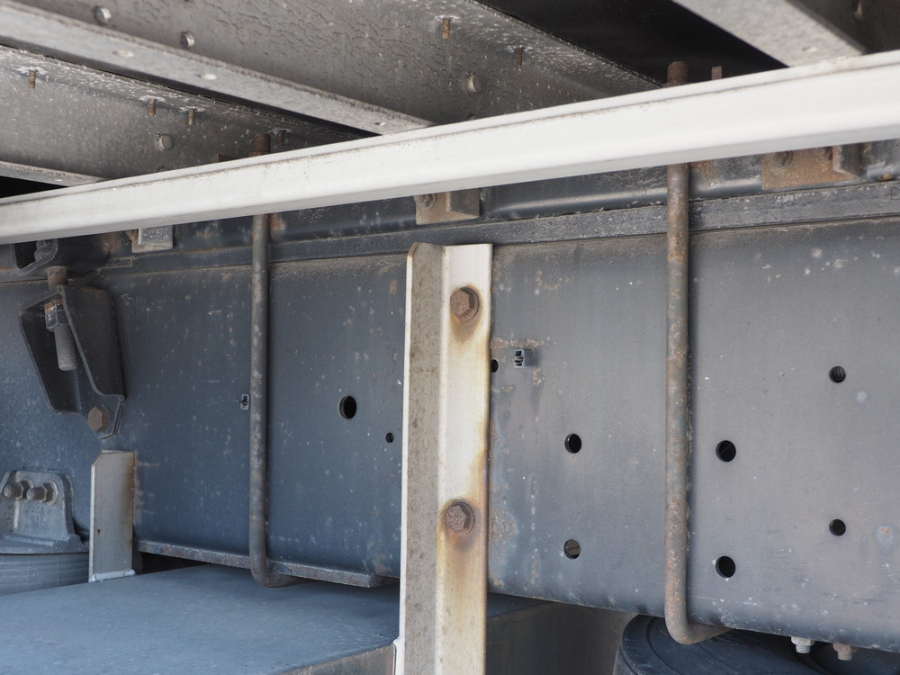 いすゞ ギガ ウイング車 大型 LKG-CYJ77A 年式 H24[写真52]