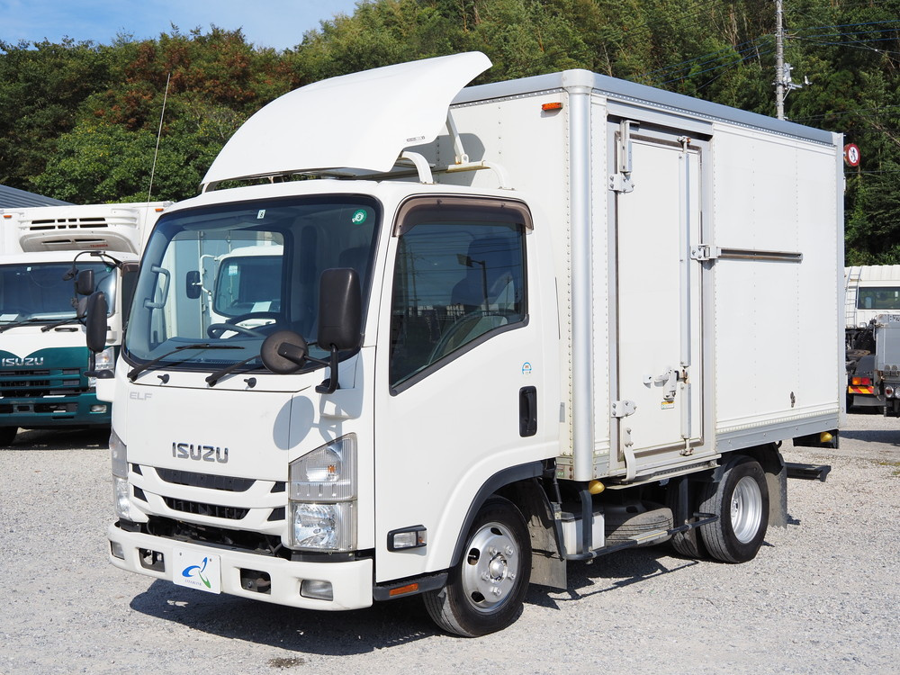 いすゞ エルフ バン車 小型 TRG-NLR85AN 年式 H27[写真01]