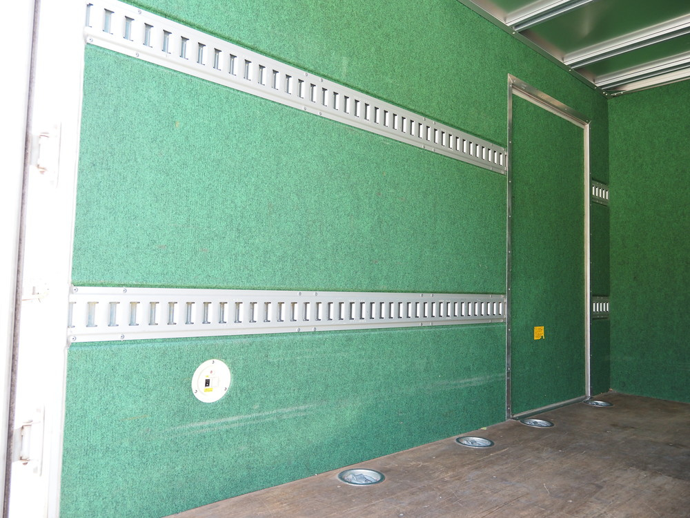 いすゞ エルフ バン車 小型 TRG-NLR85AN 年式 H27[写真23]