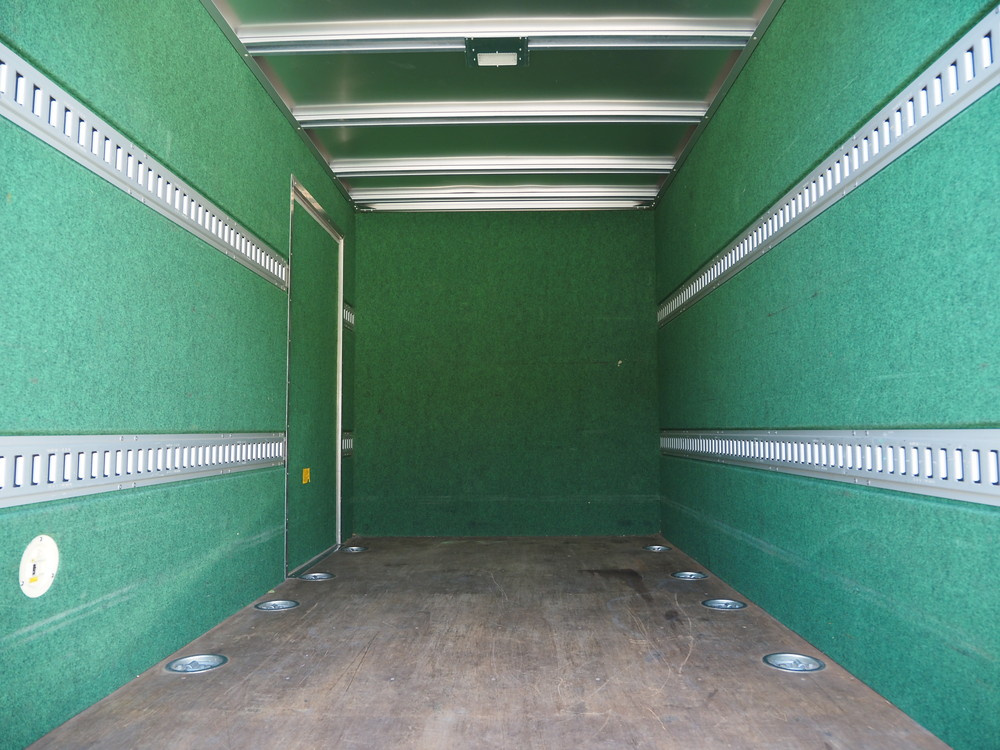 いすゞ エルフ バン車 小型 TRG-NLR85AN 年式 H27[写真20]