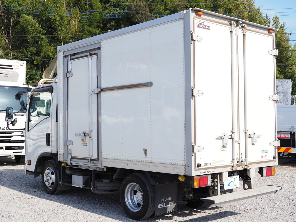 いすゞ エルフ バン車 小型 TRG-NLR85AN 年式 H27[写真07]