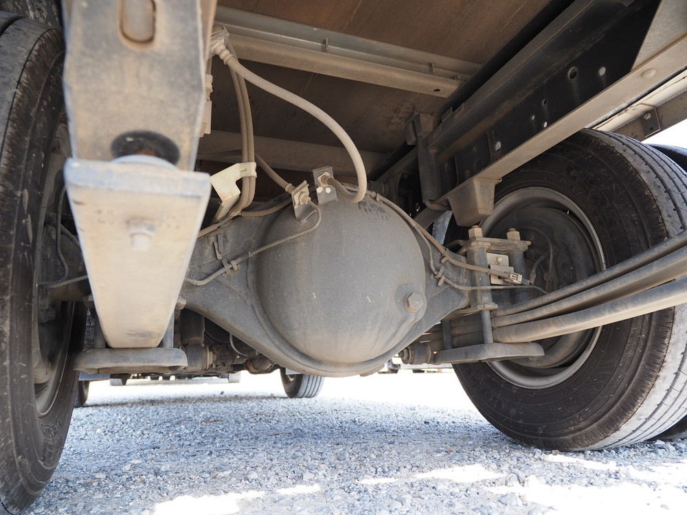 いすゞ エルフ バン車 小型 TRG-NLR85AN 年式 H27[写真41]