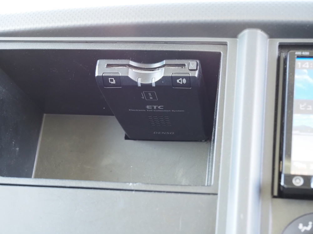 いすゞ エルフ バン車 小型 TRG-NLR85AN 年式 H27[写真36]