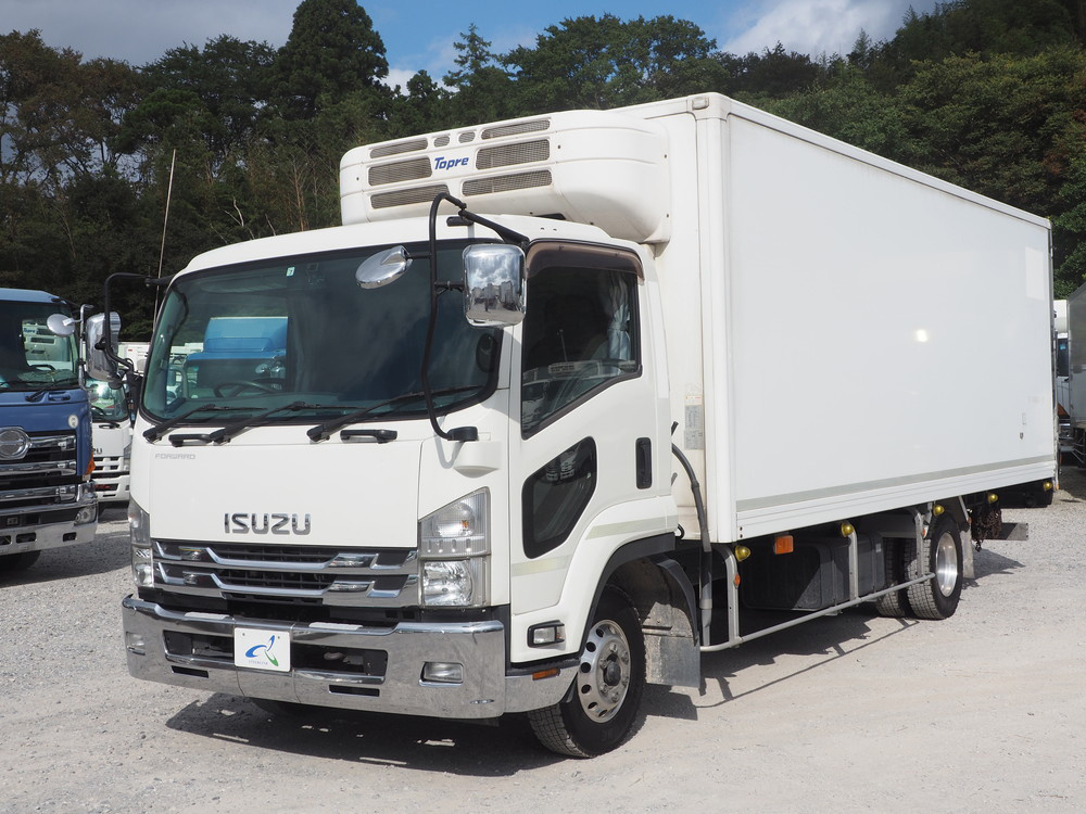 いすゞ フォワード 冷凍バン 中型 TKG-FRR90T2 年式 H27[写真01]