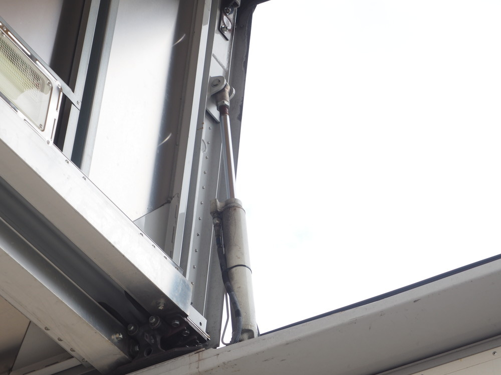 日野 グランドプロフィア ウイング車 大型 LKG-FW1EXBG 年式 H23[写真19]