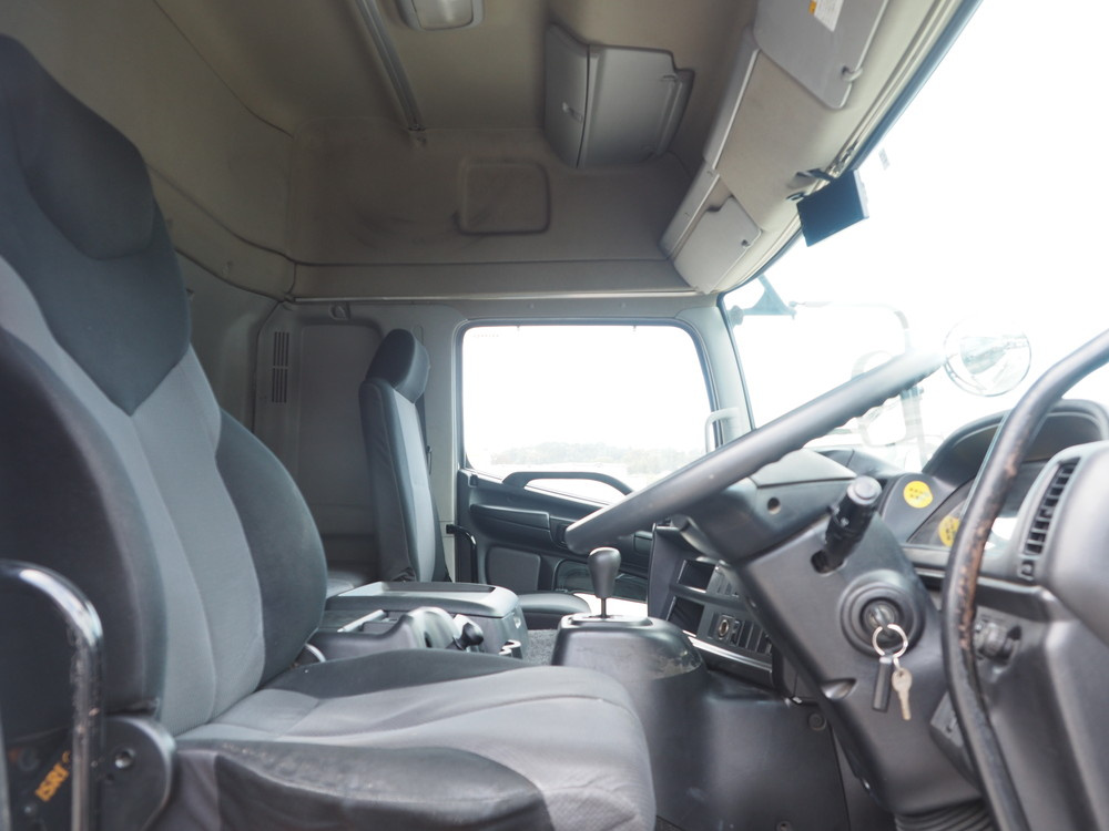 日野 グランドプロフィア ウイング車 大型 LKG-FW1EXBG 年式 H23[写真32]