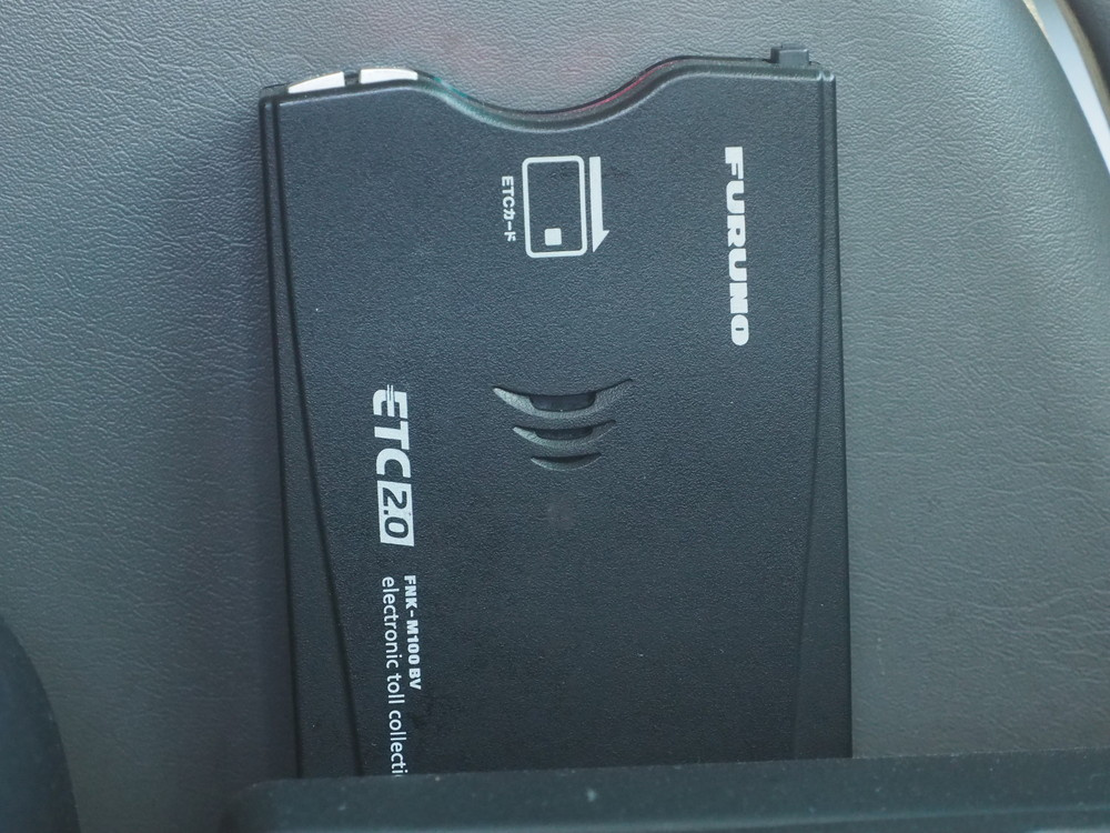 いすゞ ギガ ウイング車 大型 PDG-CYJ77W8 年式 H22[写真40]