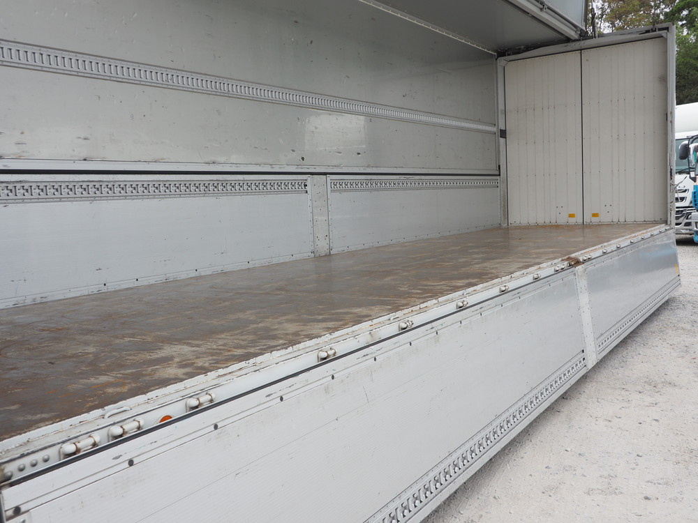 三菱ふそう スーパーグレート ウイング車 大型 LKG-FS54VZ 年式 H22[写真21]