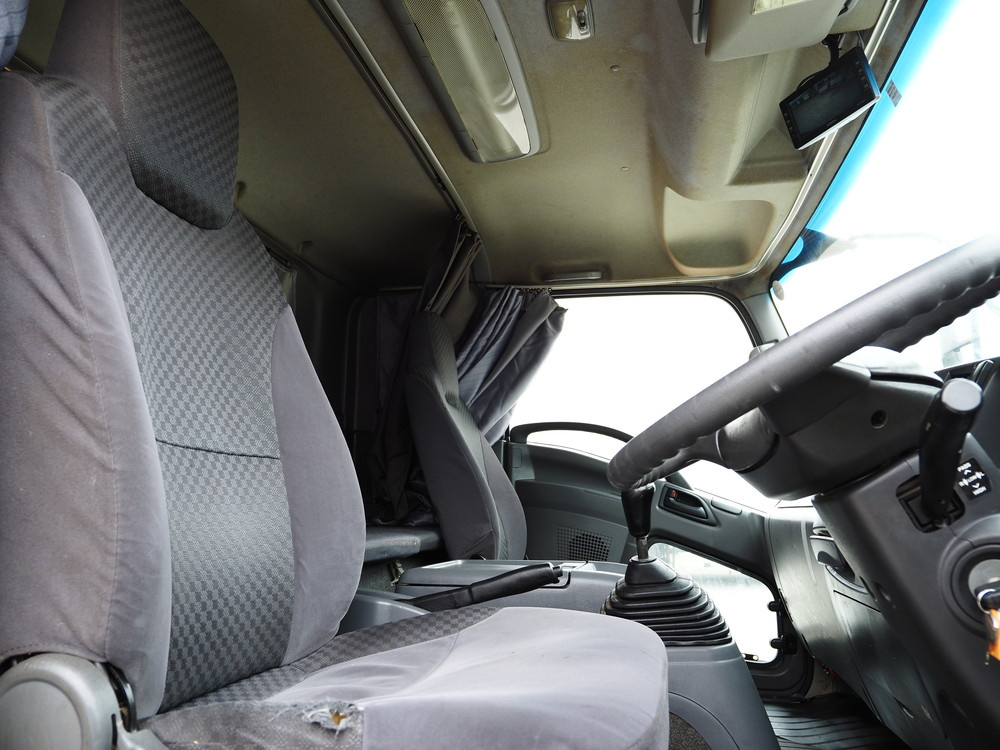 いすゞ フォワード ウイング車 中型 TKG-FRR90S2 年式 H25[写真37]