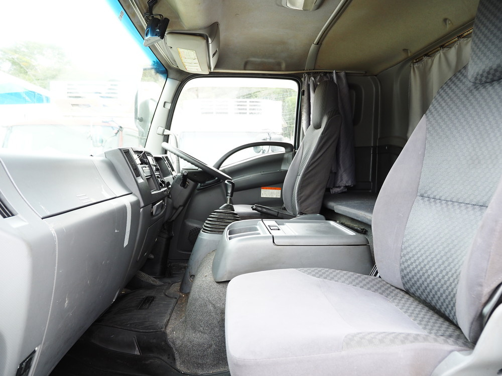 いすゞ フォワード ウイング車 中型 TKG-FRR90S2 年式 H25[写真42]