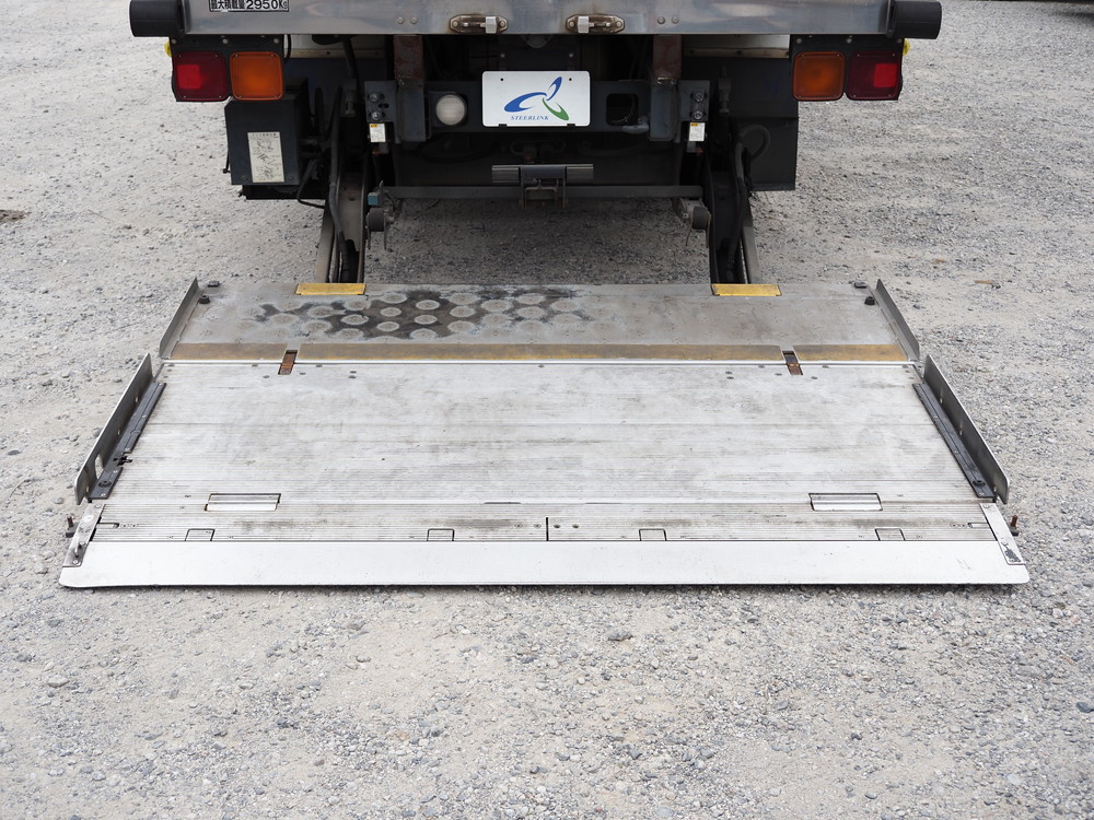 いすゞ フォワード 冷凍バン 中型 SKG-FRR90T2 年式 H23[写真30]