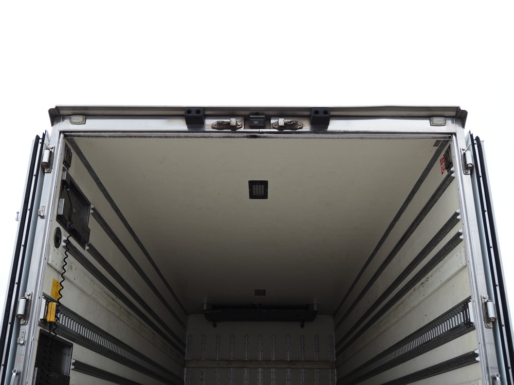 いすゞ フォワード 冷凍バン 中型 SKG-FRR90T2 年式 H23[写真21]