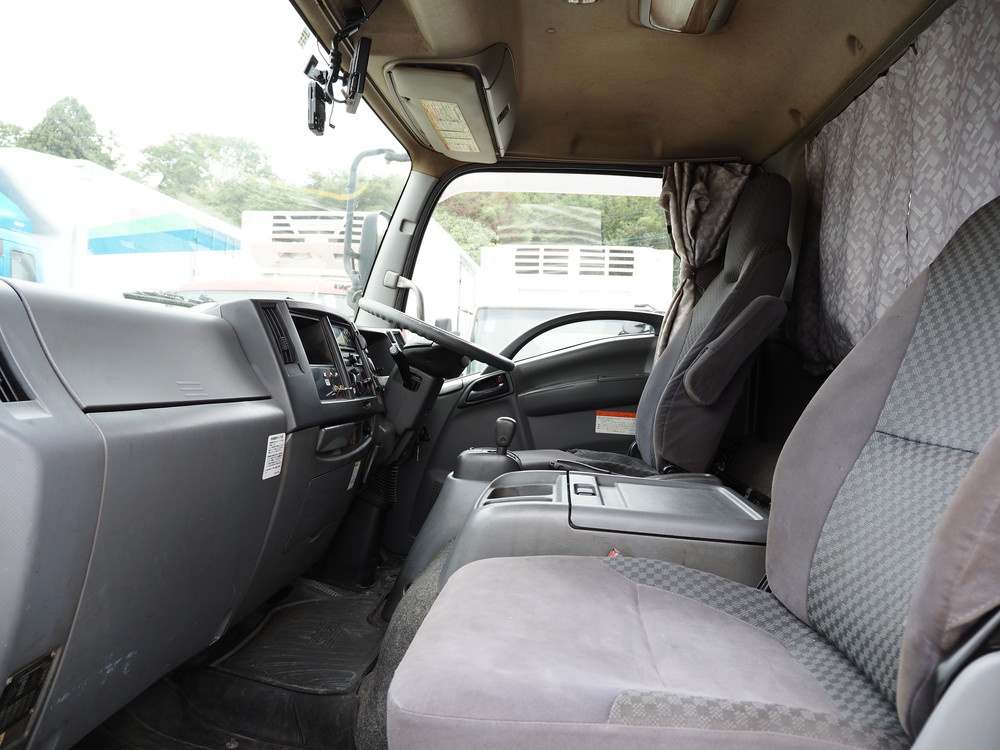 いすゞ フォワード 冷凍バン 中型 SKG-FRR90T2 年式 H23[写真47]