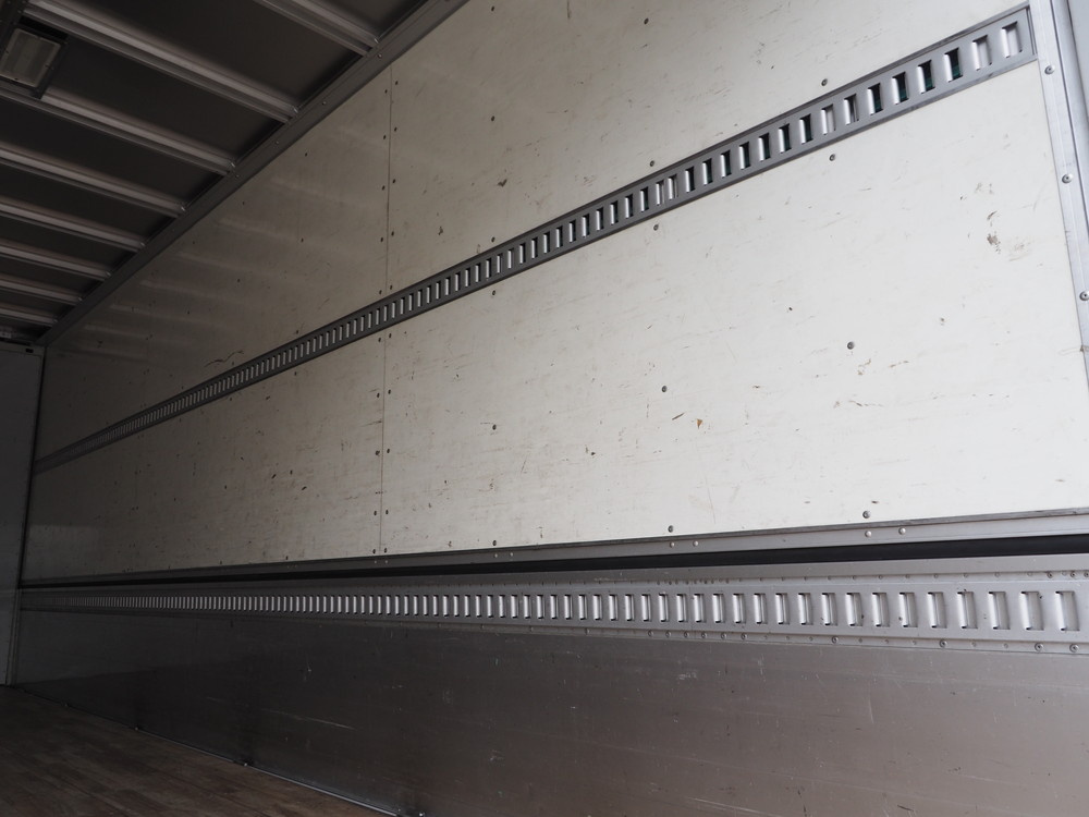 いすゞ フォワード ウイング車 中型 TKG-FRR90T2 年式 H26[写真31]