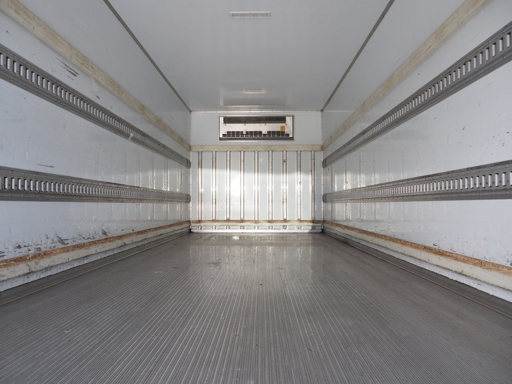 日野 レンジャー 冷凍バン 中型 TKG-FC9JLAA 年式 H27[写真15]