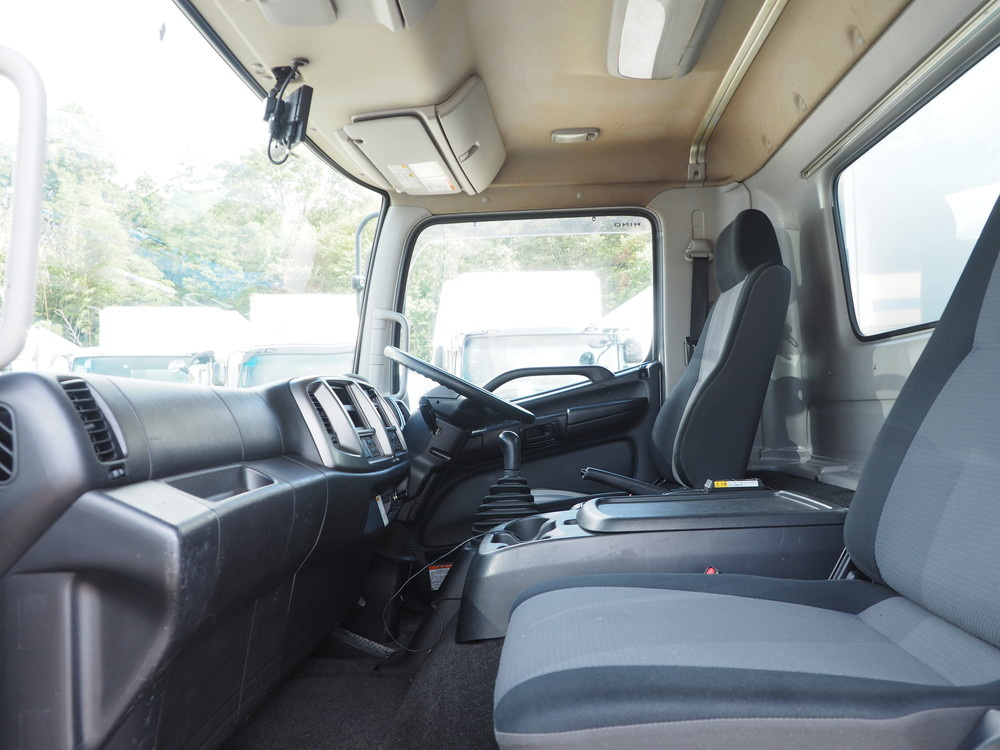 日野 レンジャー 冷凍バン 中型 TKG-FC9JLAA 年式 H27[写真35]