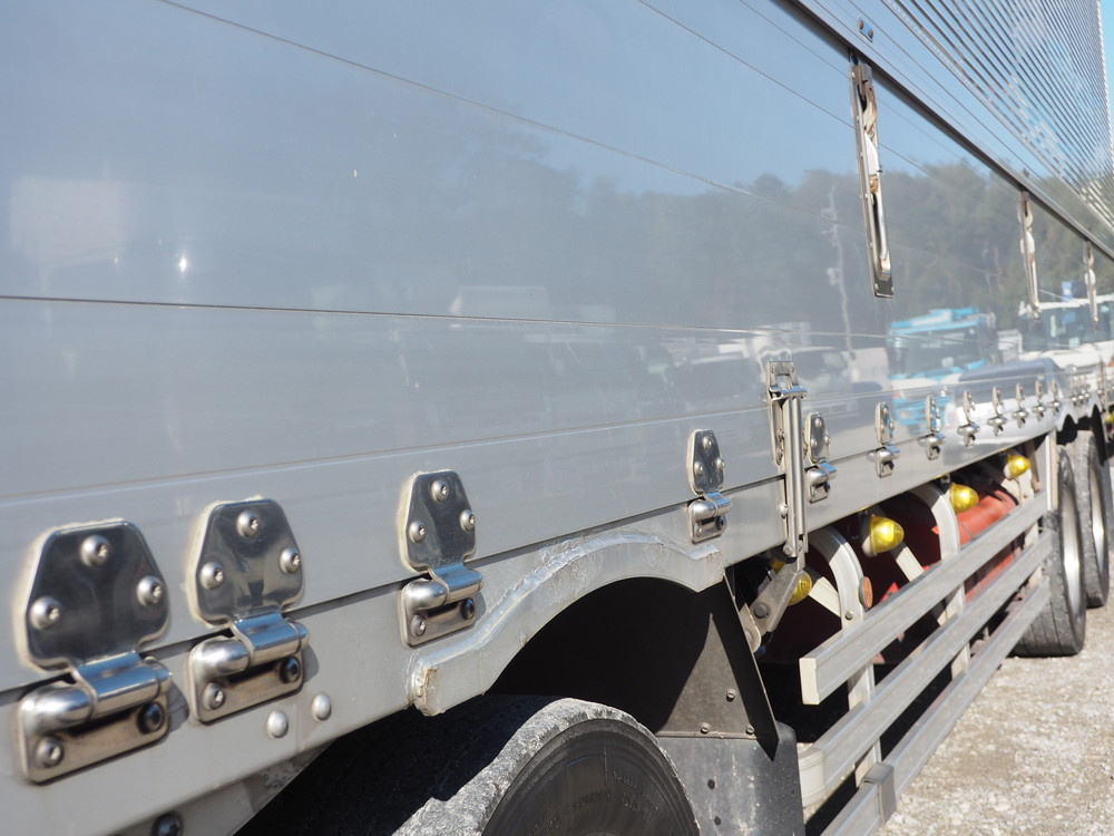 三菱ふそう スーパーグレート ウイング車 大型 BDG-FS55JZ 年式 H19[写真10]