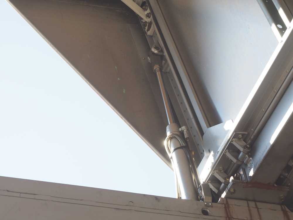 三菱ふそう スーパーグレート ウイング車 大型 BDG-FS55JZ 年式 H19[写真19]