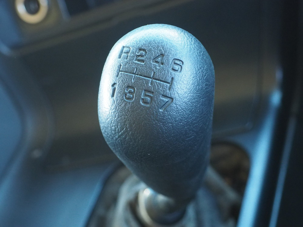 三菱ふそう スーパーグレート ウイング車 大型 BDG-FS55JZ 年式 H19[写真38]