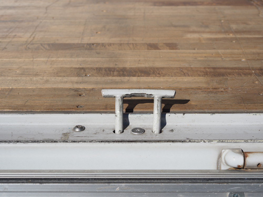 いすゞ ギガ ウイング車 大型 LKG-CYJ77A 年式 H23[写真25]