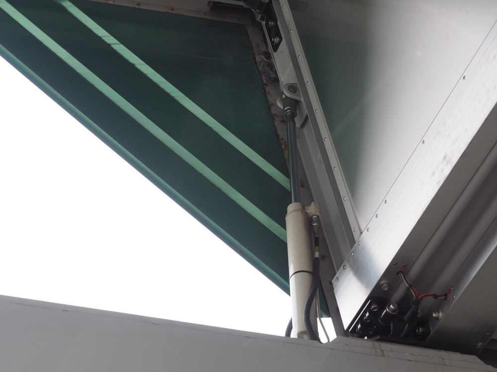 日野 グランドプロフィア ウイング車 大型 QPG-FW1EXEG 年式 H26[写真23]