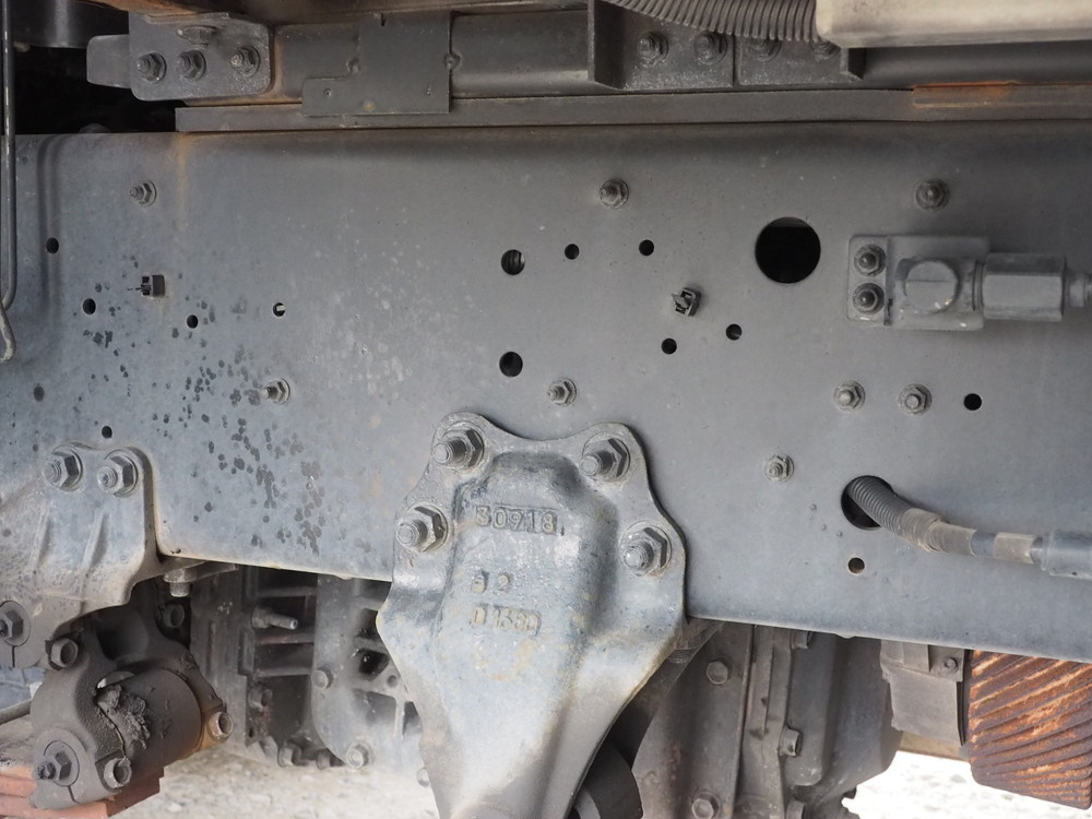 いすゞ ギガ ウイング車 大型 QKG-CYJ77A 年式 H26[写真53]