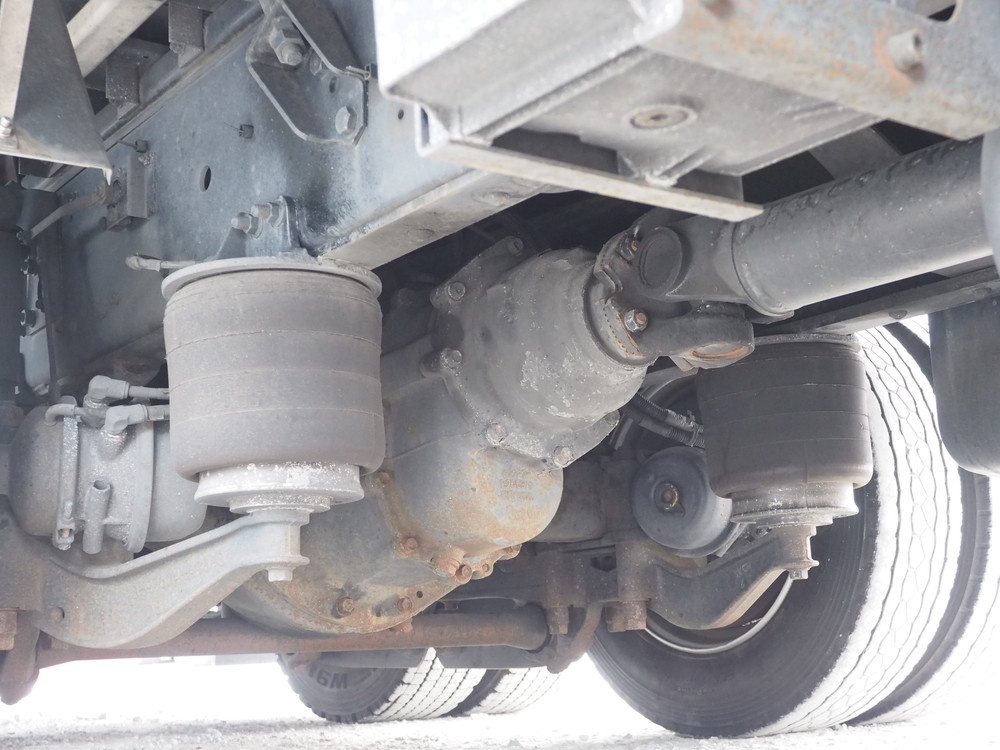 いすゞ ギガ ウイング車 大型 QKG-CYJ77A 年式 H26[写真48]