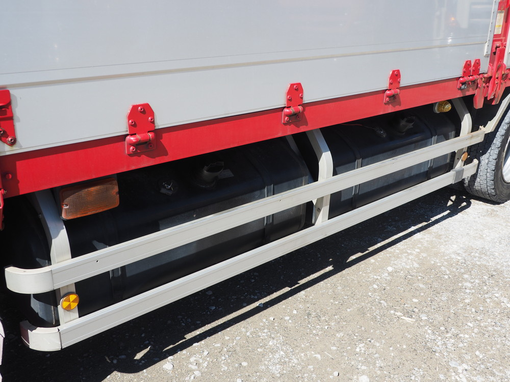 いすゞ ギガ ウイング車 大型 PDG-CYJ77W8 年式 H20[写真15]