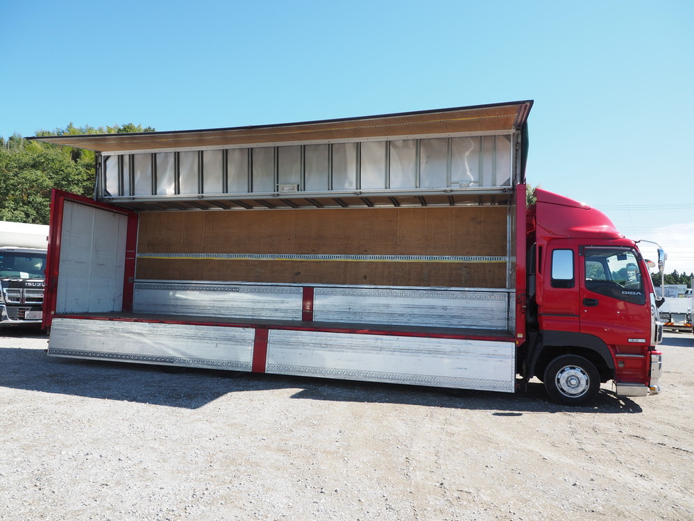 いすゞ ギガ ウイング車 大型 PDG-CYJ77W8 年式 H20[写真11]