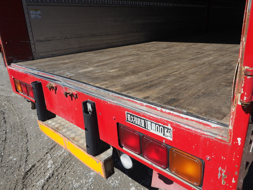 いすゞ ギガ ウイング車 大型 PDG-CYJ77W8 年式 H20[写真31]