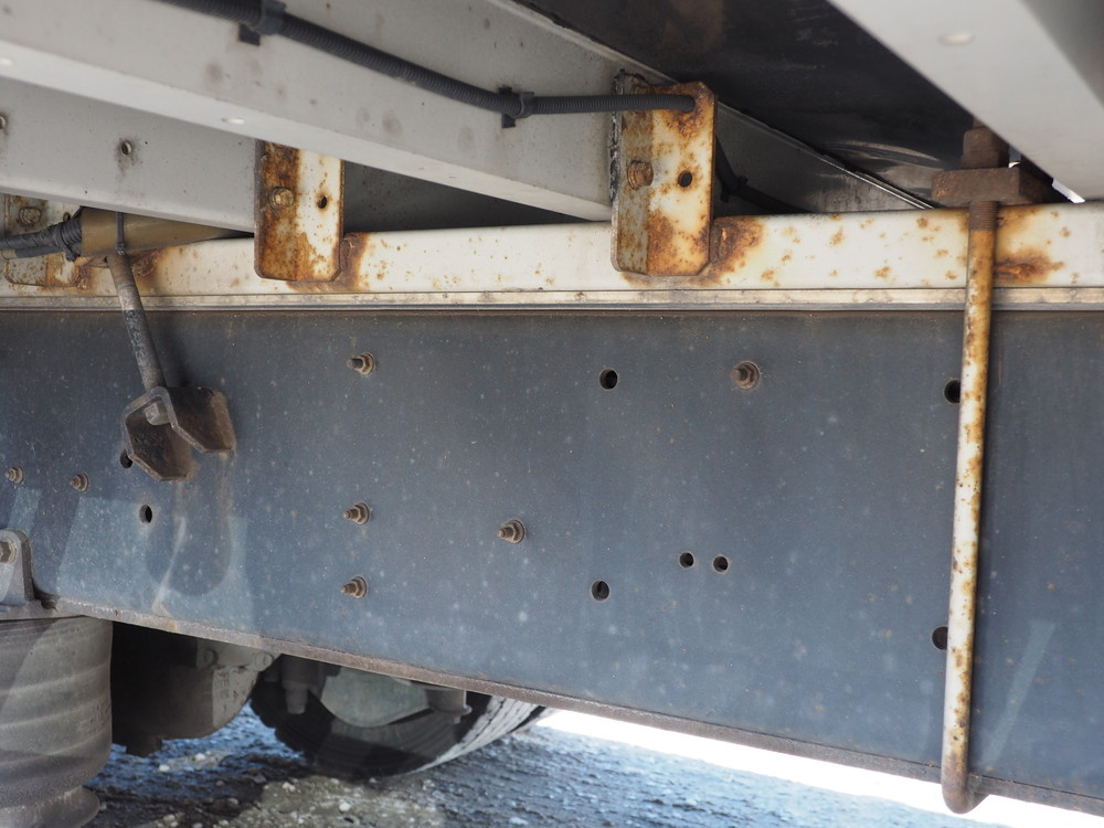 いすゞ ギガ ウイング車 大型 PDG-CYJ77W8 年式 H20[写真53]