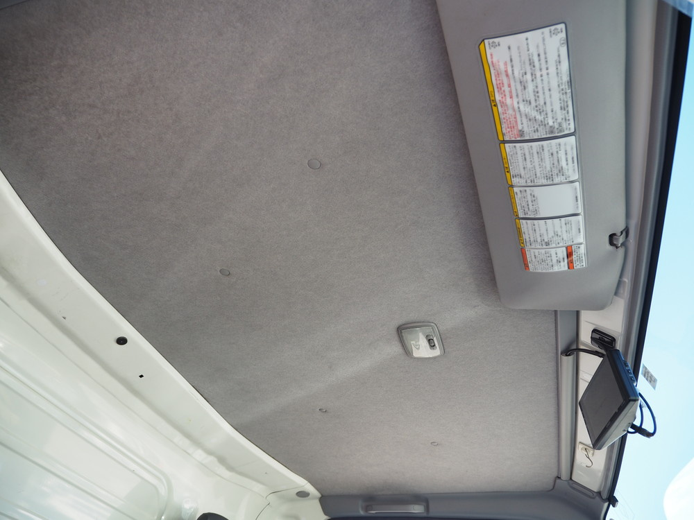 いすゞ エルフ バン車 小型 TKG-NPR85AN 年式 H26[写真30]