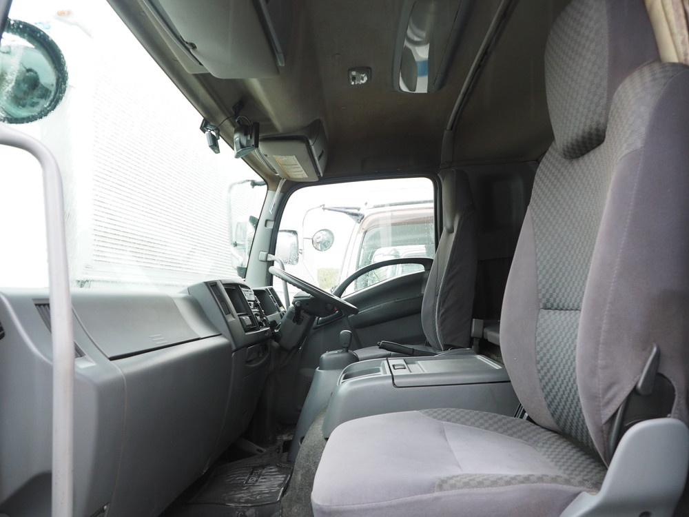 いすゞ フォワード ウイング車 中型 PKG-FRR90S2 年式 H23[写真31]