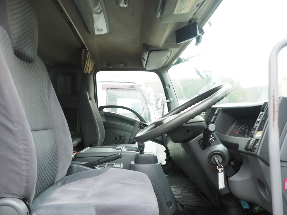 いすゞ フォワード ウイング車 中型 PKG-FRR90S2 年式 H23[写真23]